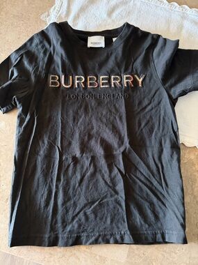 Burberry Kids Black Logo Tee - Black pre owned size 8